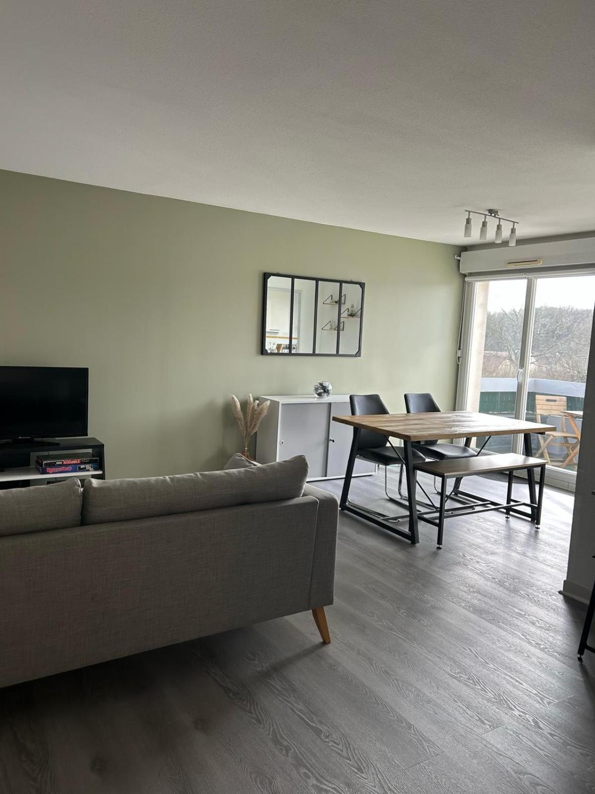 Appartement T3 Proche Circuit Du Mans Allonnes  Exterior foto